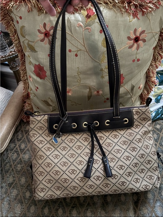 Dooney & Bourke Handbags - Brown Jaquard Tote Bag - Dooney & Bourke